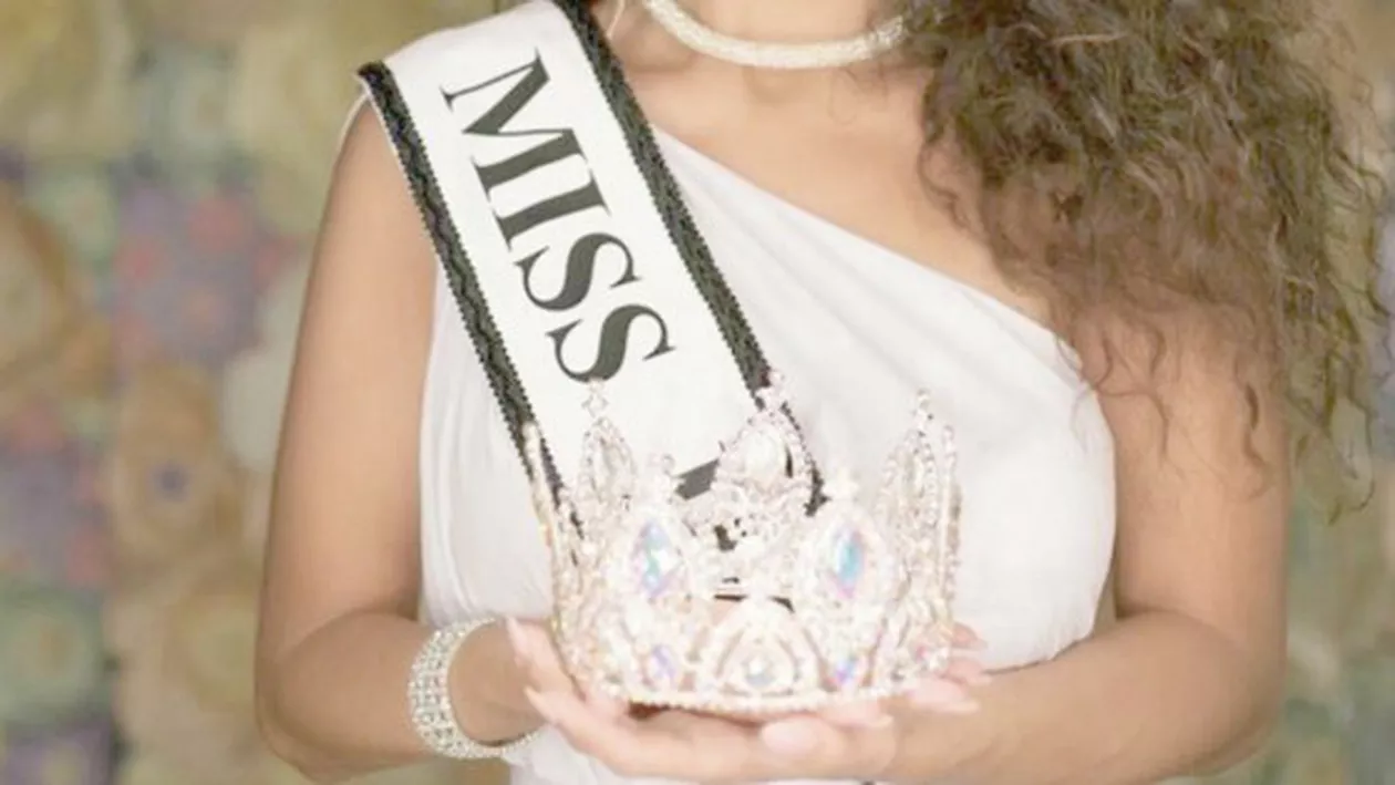 Motiv de mândrie: O româncă a câştigat trofeul MISS ELEGANT Universe 2018! IMAGINI INCENDIARE (FOTO)