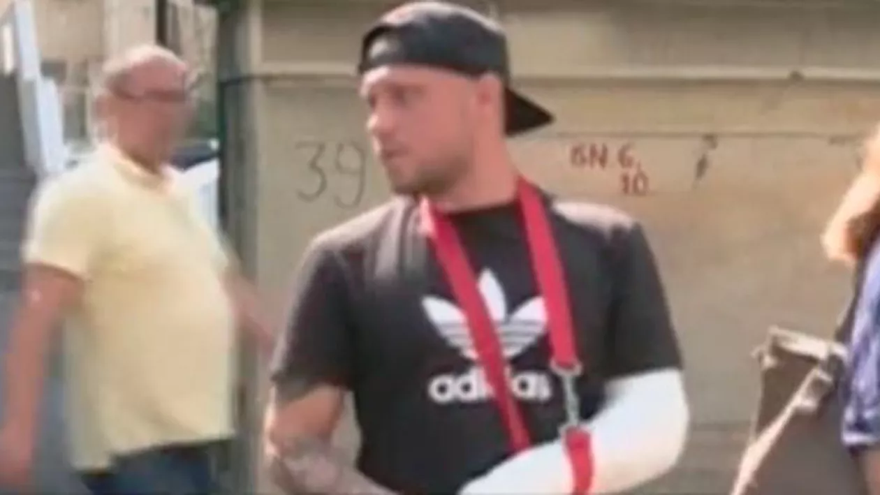 Taximetristul care îi ducea pe israelienii bătuți de jandarmi: Ne-au lovit și încătușat fără motiv. După ce și-au dat seama că au greșit, ne-au lăsat în pace și au plecat (VIDEO)