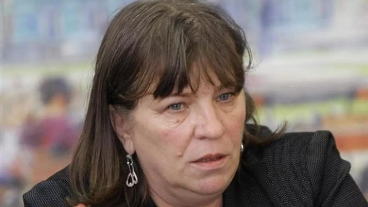 Norica Nicolai (ALDE): Imaginile cu jandarmii care LOVESC oameni cu mâinile ridicate au fost TRUCATE (VIDEO)