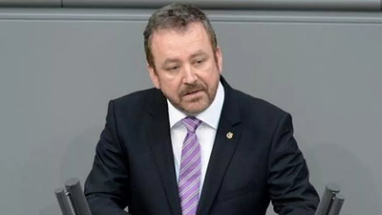 Oficial german, după ce Liviu Pop a declarat că ''Iohannis a condus o organizație nazistă'': Minoritatea germană este insultată cu scopul de a prejudicia imaginea președintelui. Aceste atacuri sunt inacceptabile