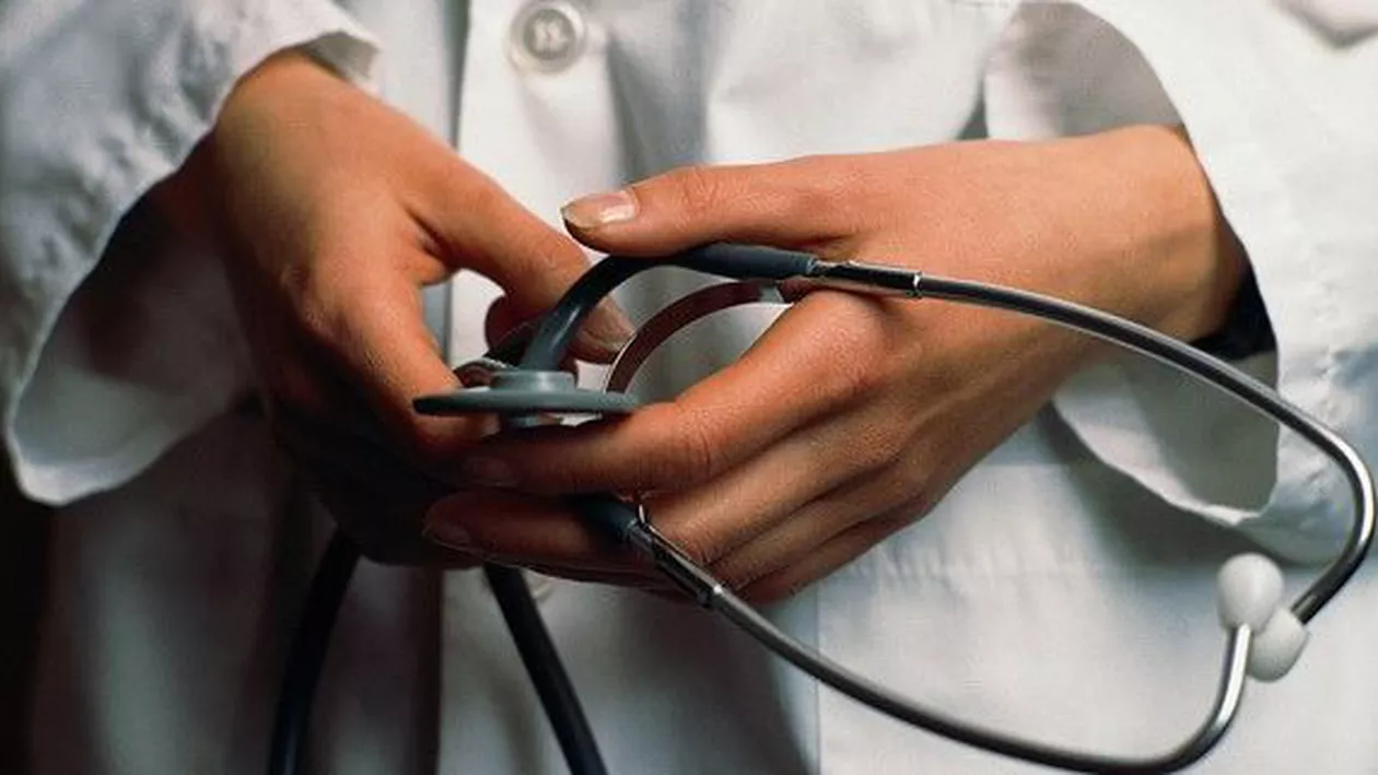 Medici de familie: Școlile și grădinițele care cer analizele medicale la înscrierea copiilor comit un abuz