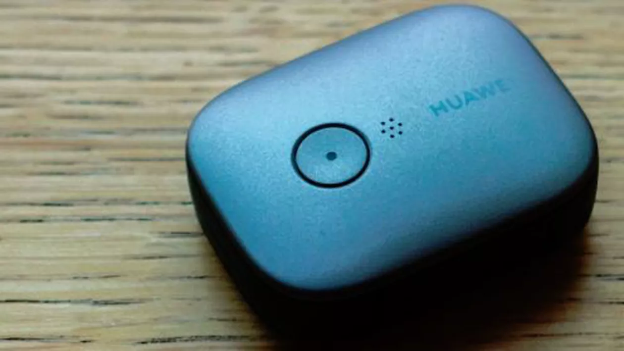 Gadgetul cu ajutorul căruia poţi localiza orice oriunde în lume cu semnal de la telefon şi GPS (FOTO)