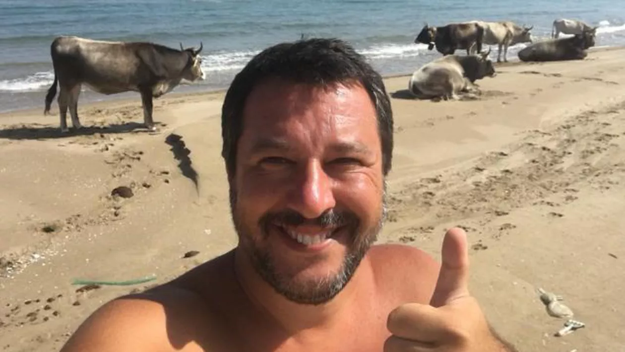 Ministrul italian de interne, Matteo Salvini, FACE SHOW după ce procuratura a confirmat ancheta penală împotriva lui (FOTO, VIDEO)