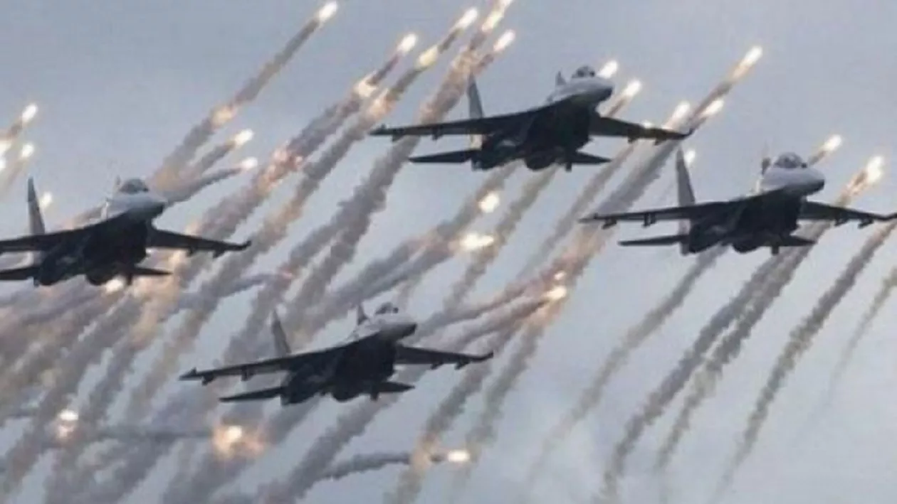 Război APOCALIPTIC! BOMBELE DE BARIL au fost lansate! ORIENTUL e în FLĂCARI