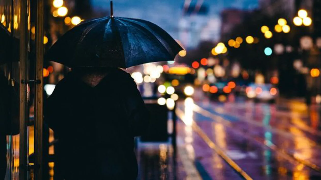 ALERTĂ METEO: Săptămâna începe cu o schimbare BRUSCĂ a vremii! Care vor fi cele mai AFECTATE localități!
