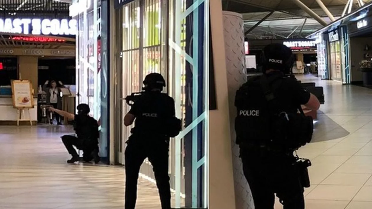 Atac ARMAT în Libia: Patru persoane de la sediul Companiei Naționale de petrol au murit