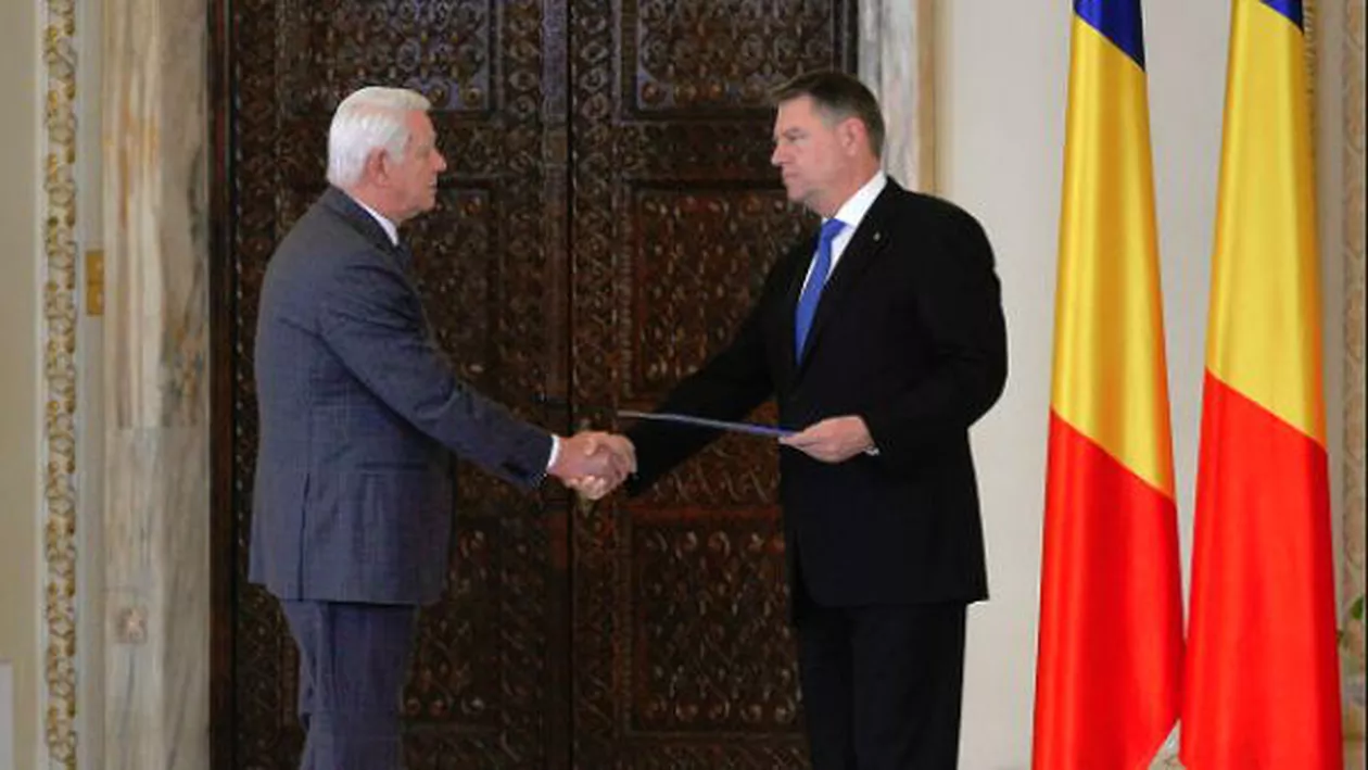 Declaraţie comună privind Brexit semnată de Teodor Meleşcanu cu miniştrii de Externe din Polonia şi Lituania. Reacţia lui Klaus Iohannis