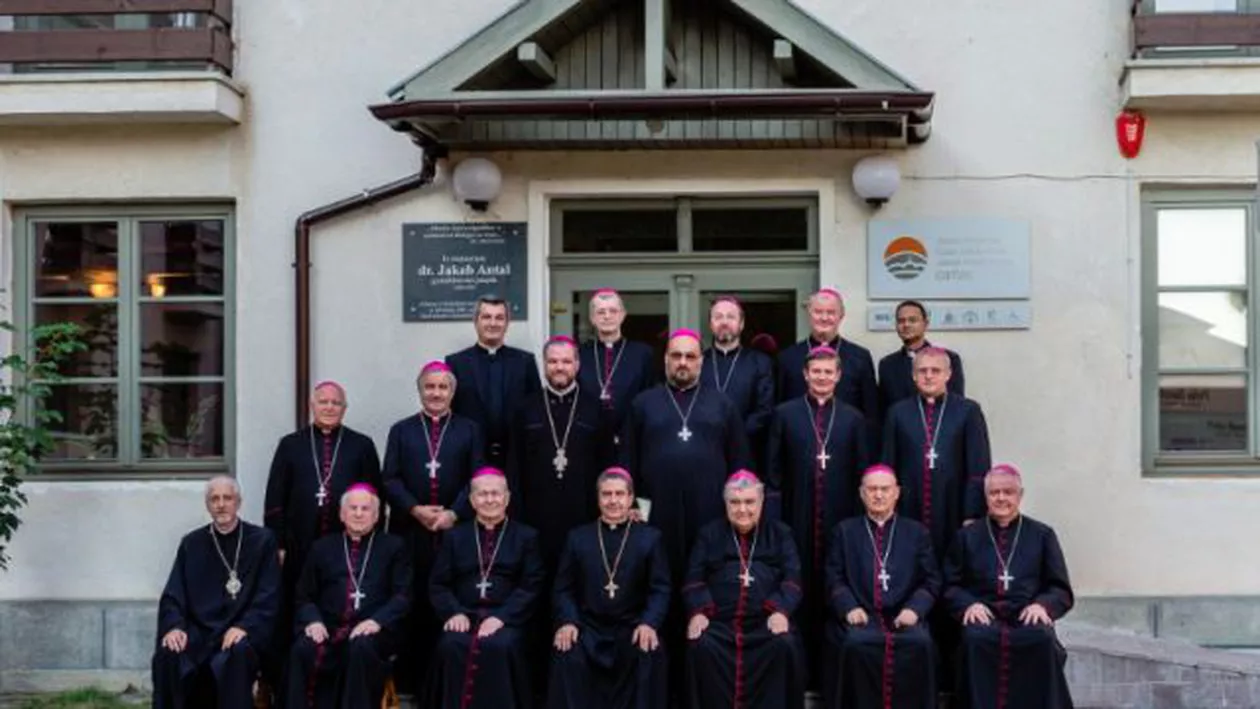 Biserica Catolică îndeamnă preoţii şi credincioşii să voteze la referendum şi să promoveze familia tradiţională