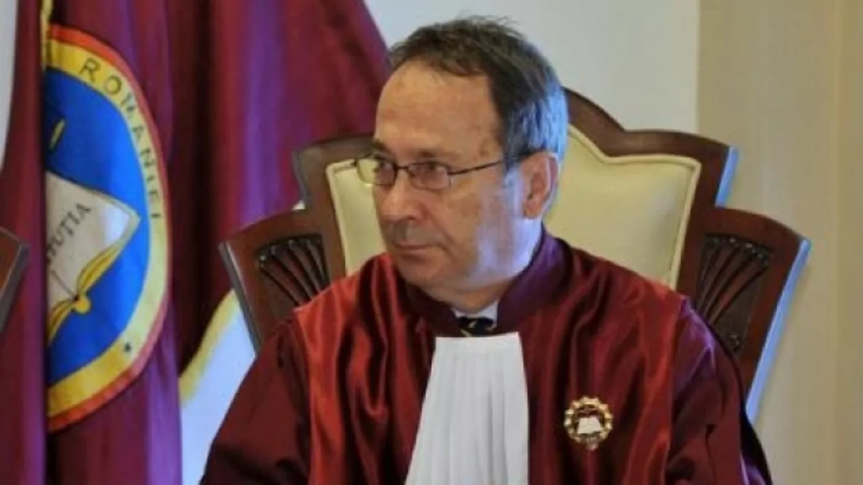 CCR: Statutul magistraţilor, constituțional. Toate cele trei legi ale Justiţiei vor intra în vigoarea