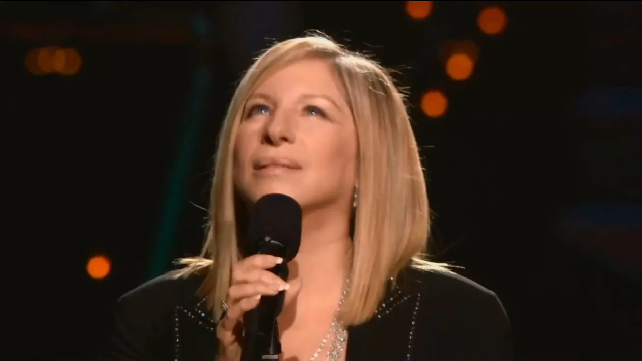 “Nu vezi că plângem? / Cum poți dormi?” - Barbra Streisand îl critică dur pe Trump în ultimul ei single (AUDIO)