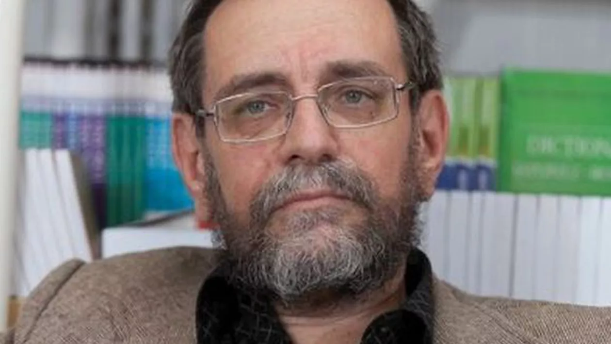 Filosoful Andrei Cornea: Dacă UDMR ar fi cerut clopotele Patriarhului, Dragnea i le dădea