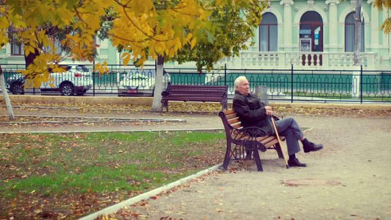 Vârsta de PENSIONARE, schimbată OFICIAL: Cine poate ieși acum MAI REPEDE la pensie, la termen sau anticipat