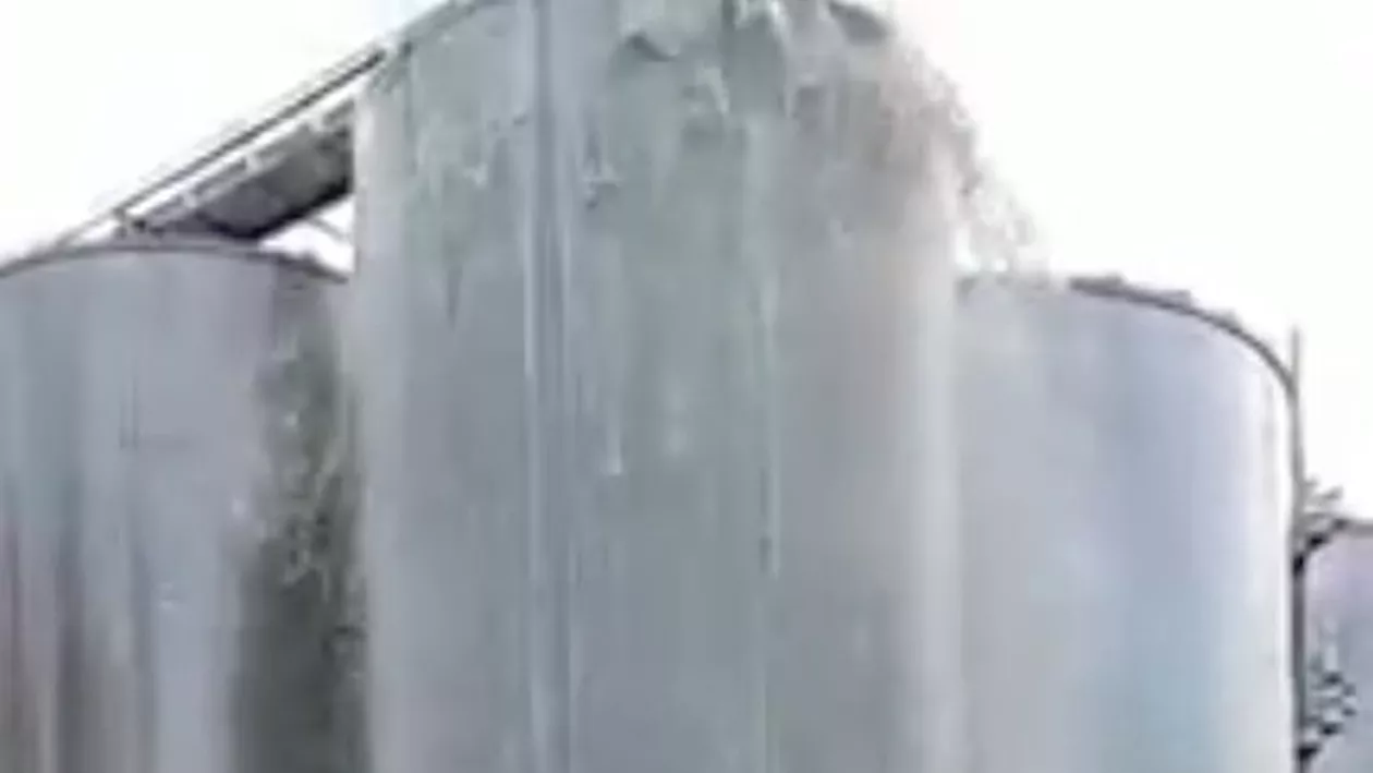 Explozie la o fabrică din Italia! Pagubele sunt URIAȘE (VIDEO)