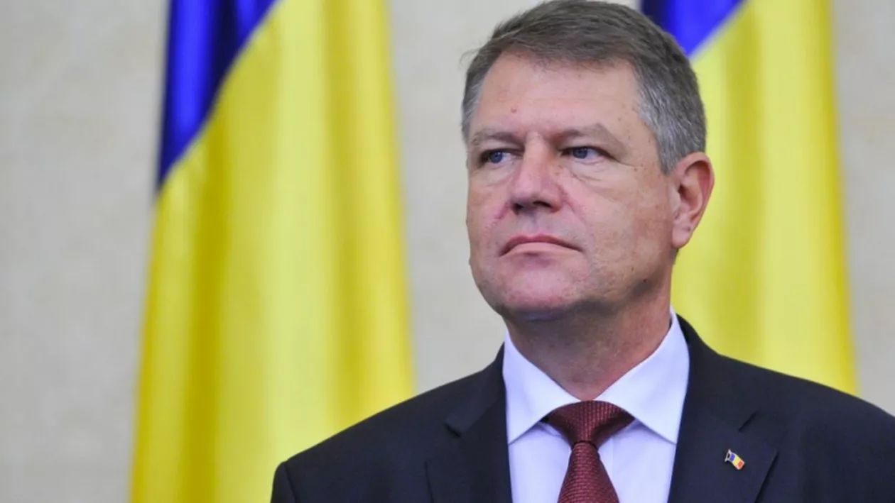 Președintele Klaus Iohannis a votat la referendum, la o secție din Sibiu (FOTO)