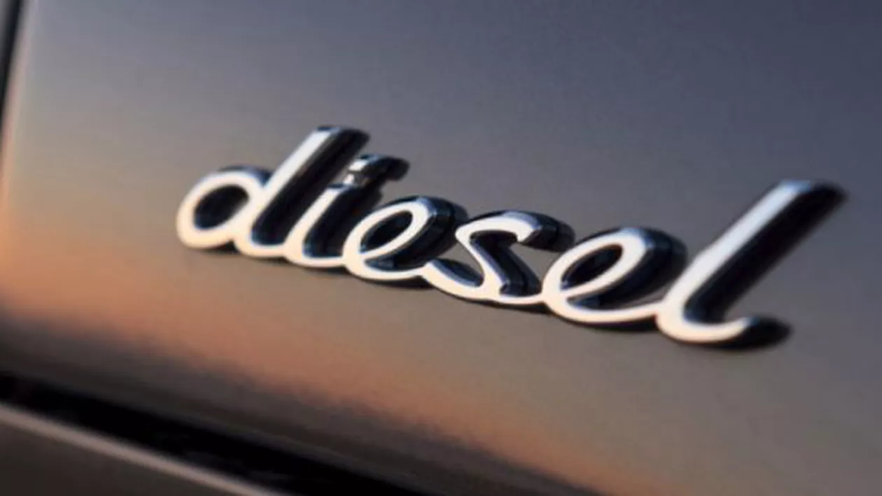 Mașinile diesel, INTERZISE OFICIAL: Vești teribile pentru proprietarii a trei milioane de mașini din România. Cât mai pot circula...