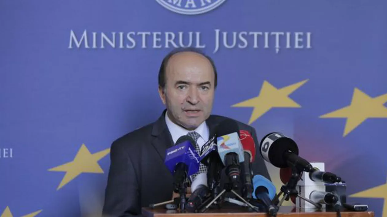 Demisie-surpriză în Ministerul Justiției chiar în ziua în care Guvernul a adoptat OUG pe Legile Justiției