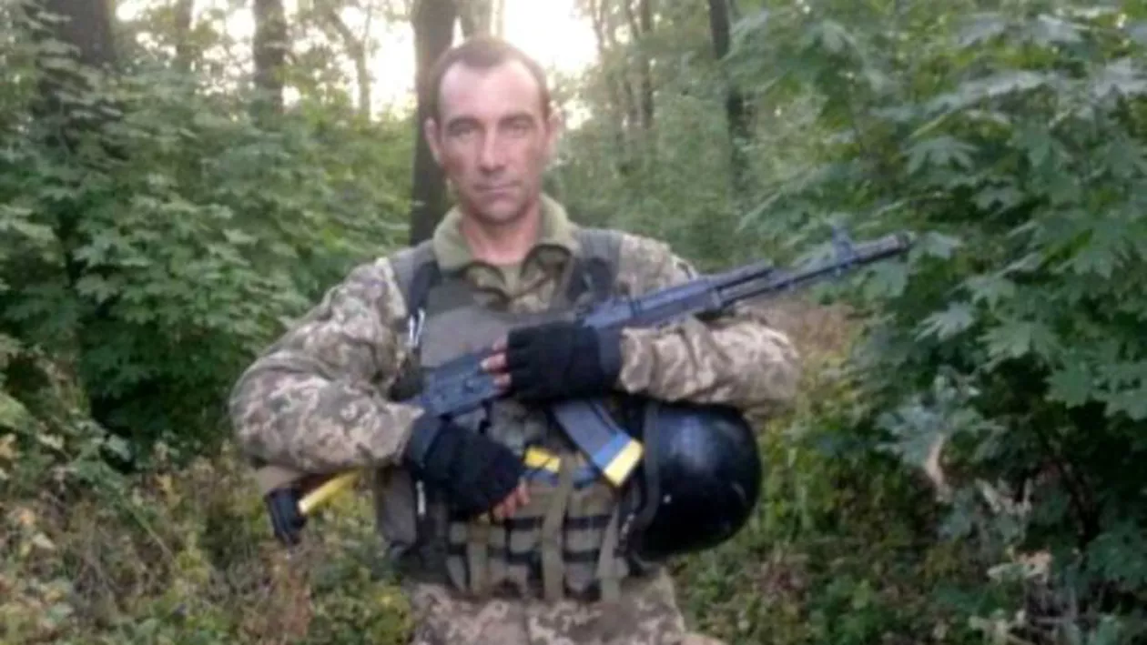 Șocant! Un soldat român a fost ucis pe frontul din Ucraina: A lăsat orfană o fată care e în clasa a zecea! Poveste CUTREMURĂTOARE