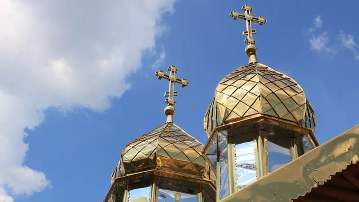 SCANDAL MONSTRU în ITALIA: O biserică folosită de români a fost cumpărată de musulmani şi va fi transformată în moschee (FOTO)