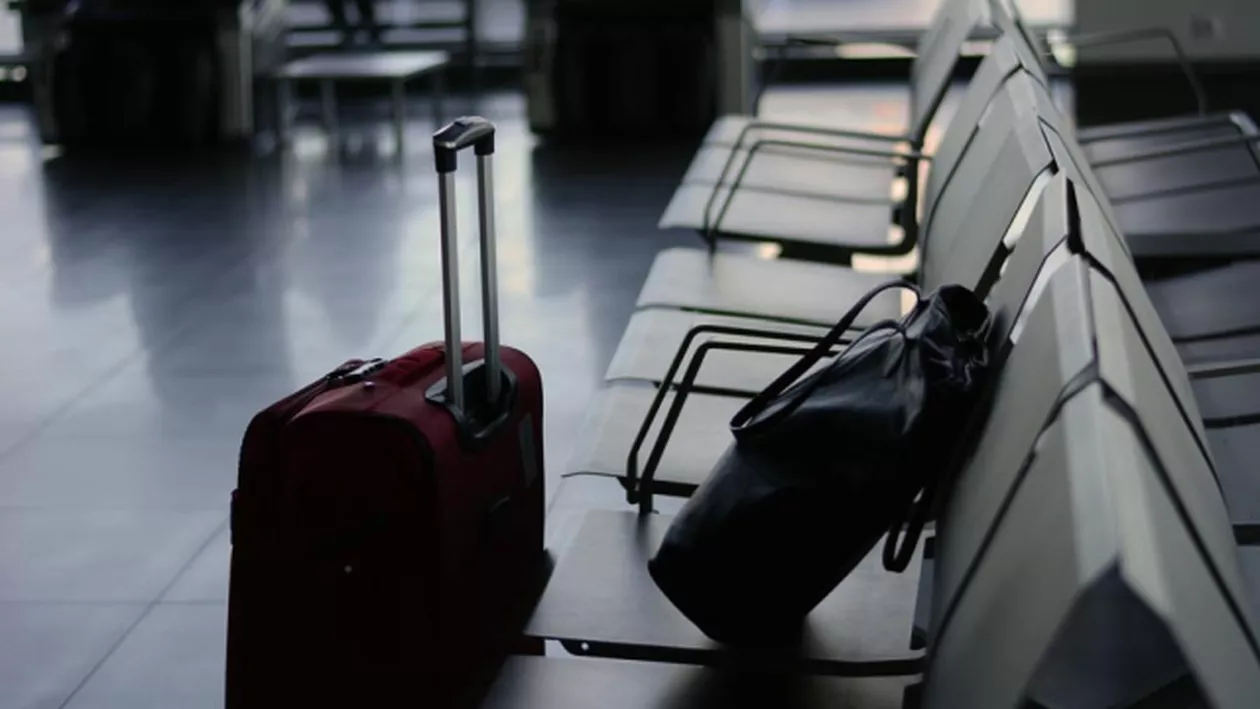 România este părăsită: Tinerii pleacă din ţară, iar numărul de bătrâni creşte. Raportul este de 112 vârstnici la 100 de tineri