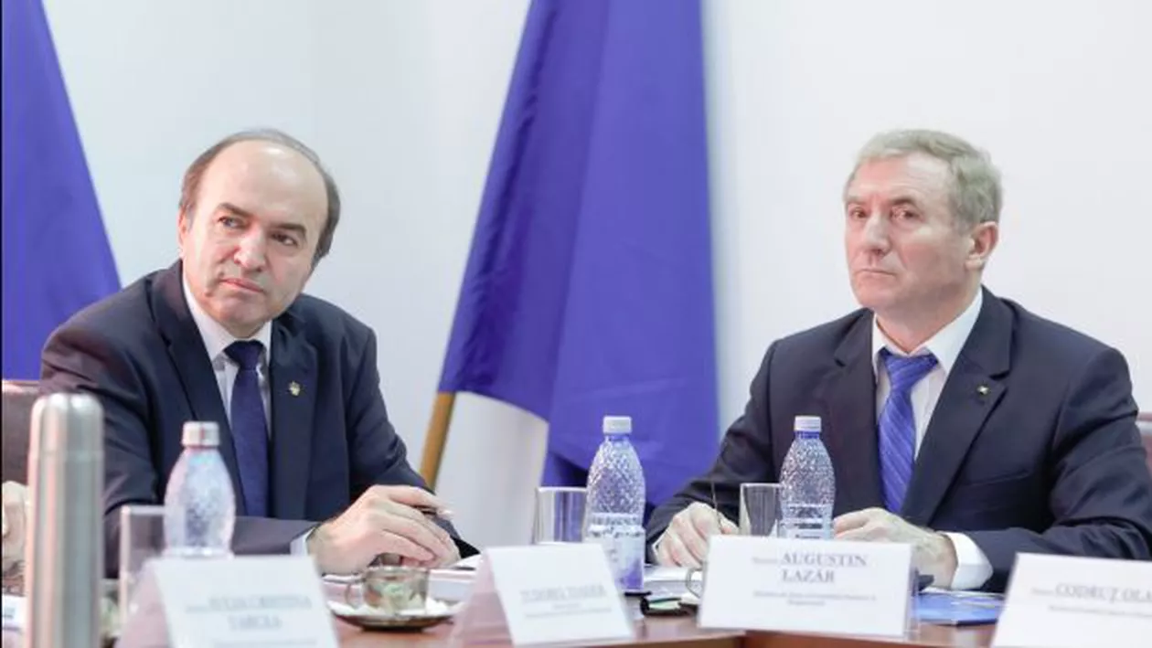 Tudorel Toader, prins cu minciuna: În dosarul de candidatură al lui Augustin Lazăr nu există niciun clasare cu numele Klaus Iohannis