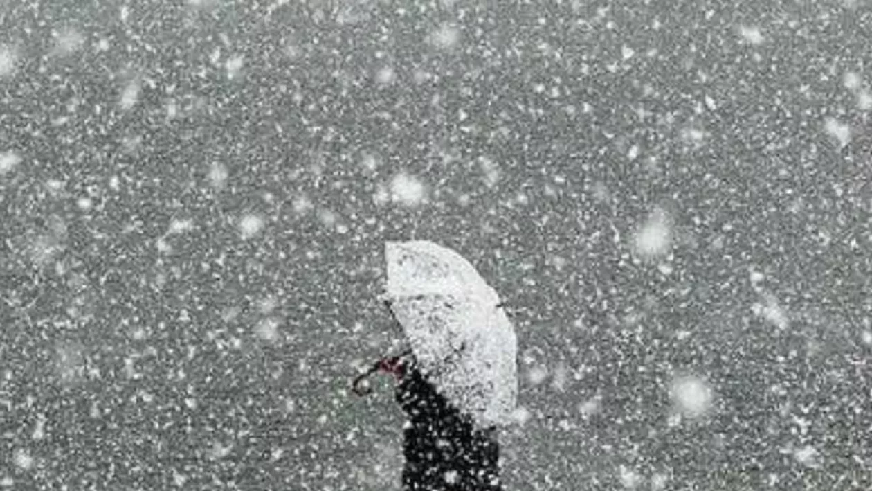Alertă meteo: Schimbare RADICALĂ a vremii în România! Vine IARNA în noiembrie: Cele mai afectate regiuni...
