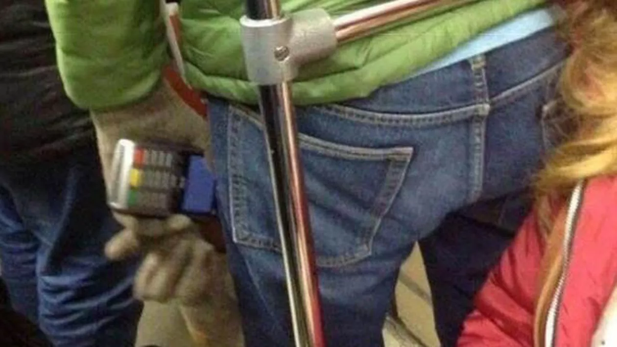 UPDATE // Ai CARD CONTACTLESS? Mare atenție! Hoți prinși în acțiune: Cum îți GOLESC contul în metrou/autobuz, FĂRĂ SĂ ȘTII // PRECIZĂRI MASTERCARD (FOTO)