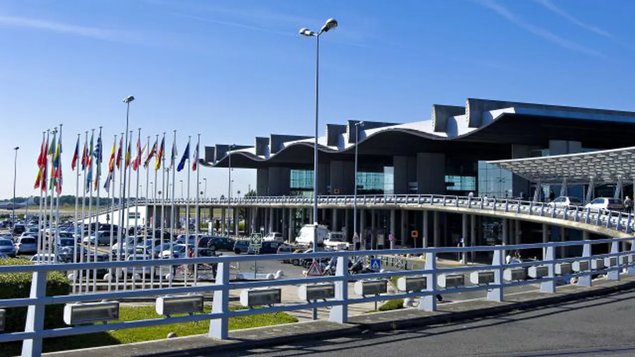 Avion cu 149 de pasageri la bord, confiscat de autoritățile franceze chiar înainte de decolare 