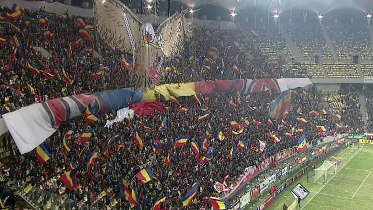 SCANDAL IMENS după scenografia dinamovistă de la derby-ul cu FCSB: 'Era unul acolo care semăna cu Stalin!' Ce confuzii istorice au făcut fanii 'câinilor' şi cum se apără ei (FOTO)