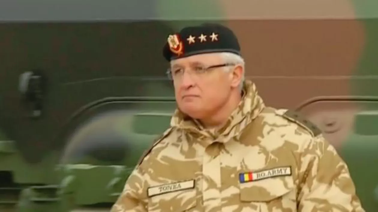 Cine este generalul care va avea onoarea să conducă parada militară de Centenarul Marii Unirii: Bunicul şi tatăl său au luptat în cele două Războaie Mondiale