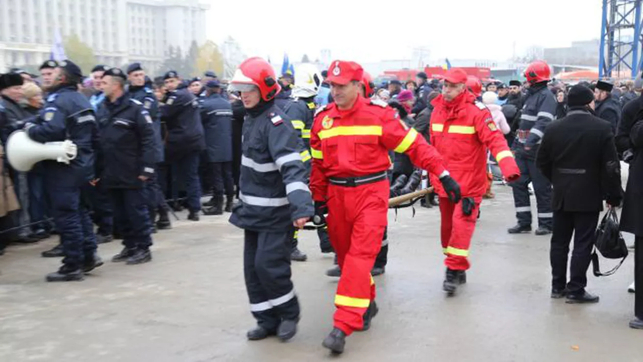 Pelerinaj la Catedrala Mântuirii Neamului: Peste 100 de persoane au avut nevoie de îngrijiri medicale (FOTO)
