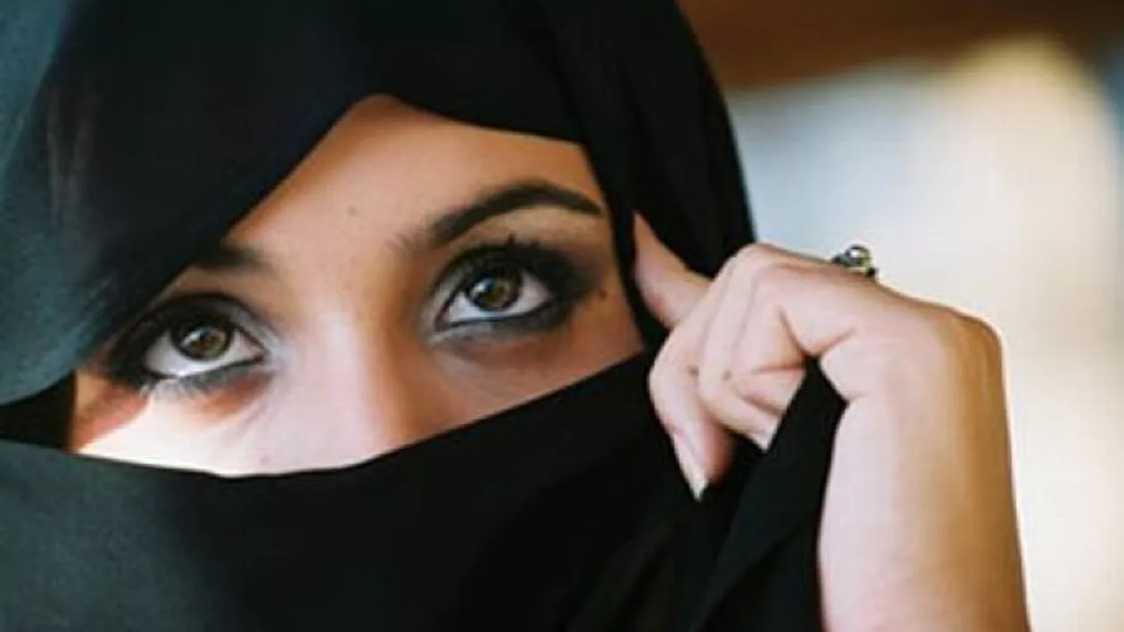 DECIZIE ISTORICĂ! FIFA forțează IRANUL să le dea voie femeilor pe arenele sportive