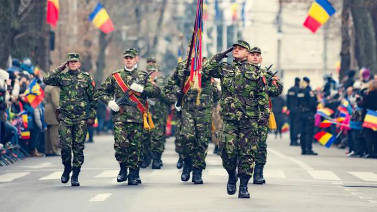 Programul paradei naționale de 1 Decembrie de la București și Alba Iulia: 4.000 de militari, 200 de mijloace tehnice și circa 50 de aeronave. În premieră, un lansator de rachete Patriot va defila pe sub Arcul de Triumf