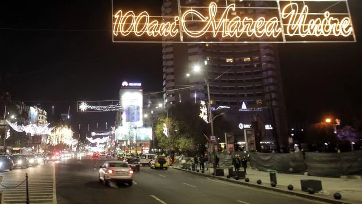 S-a dat STARTUL sărbătorilor de iarnă în Capitală: 9 milioane de beculeţe luminează Bucureștiul (FOTO, VIDEO)