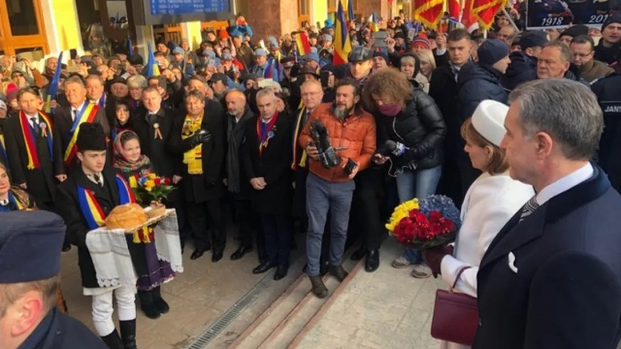 Familia Regală, la manifestările de la Alba Iulia: TRENUL REGAL poate fi vizitat întreaga zi (VIDEO)
