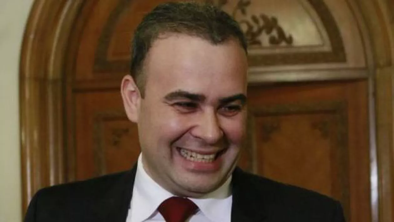 Darius Vâlcov, după ce PSD a schimbat 70 de miniștri: Un semn de profesionalism