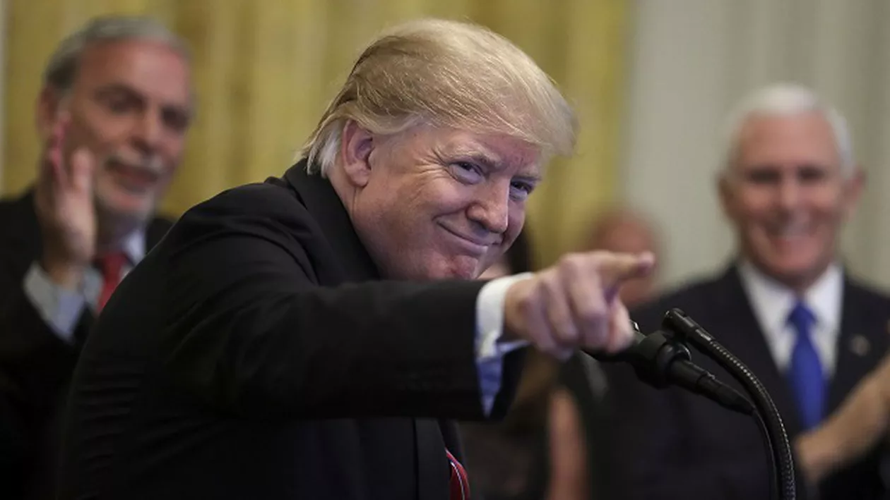 Donald Trump, ACUZAT că ar fi comandat plăți ilegale în timpul campaniei electorale din 2016