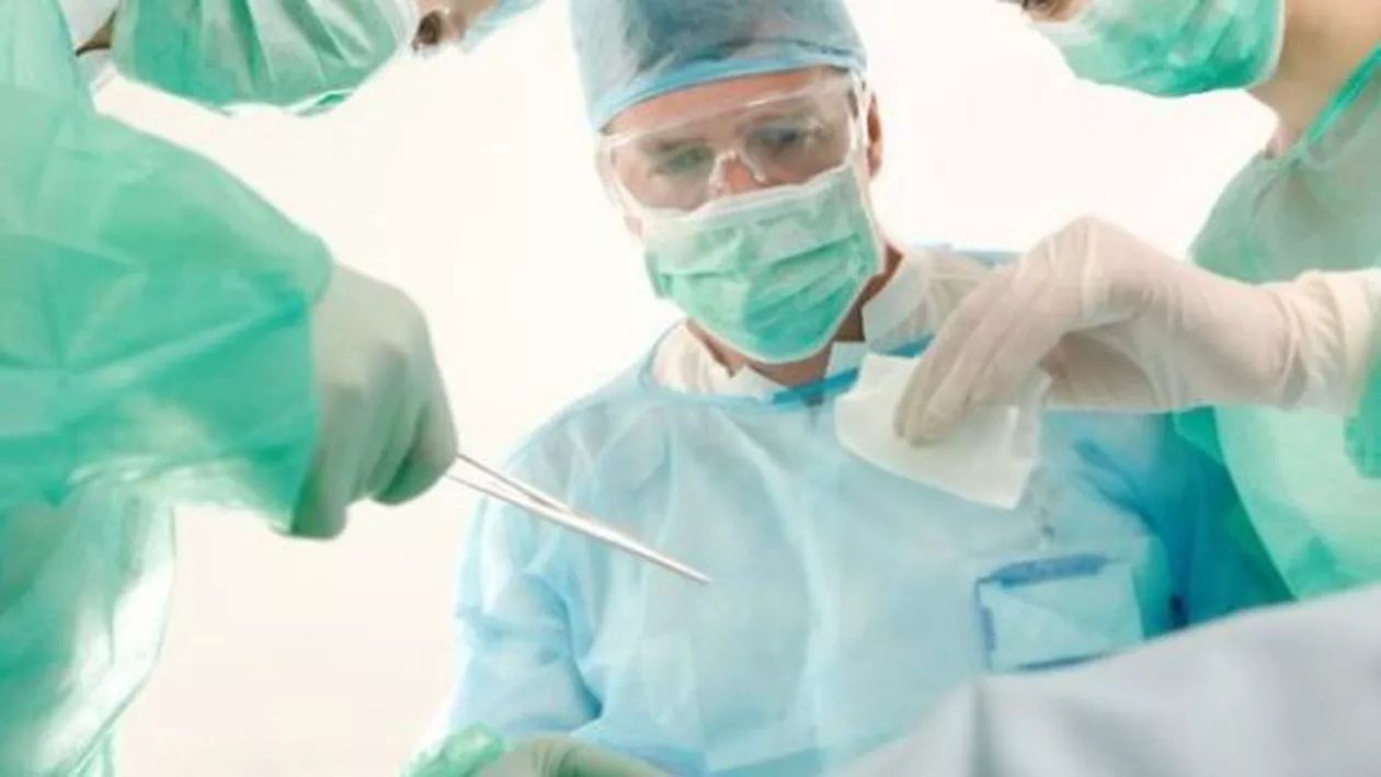 O celebră actriță a dezvăluit că a suferit două transplanturi de rinichi (FOTO)