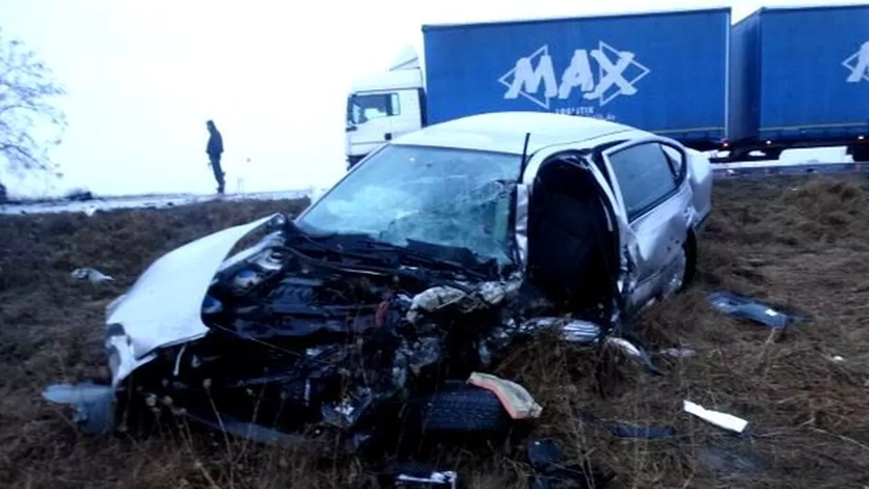 Accident DEVASTATOR în Buzău: Un şofer BĂUT a băgat CINCI oameni în spital (FOTO)