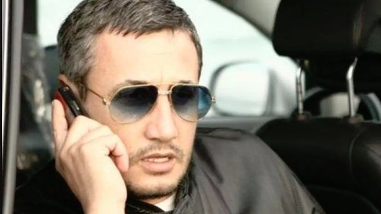 Patronul clubului Bamboo, jefuit. Ce i-au luat hoţii din casă