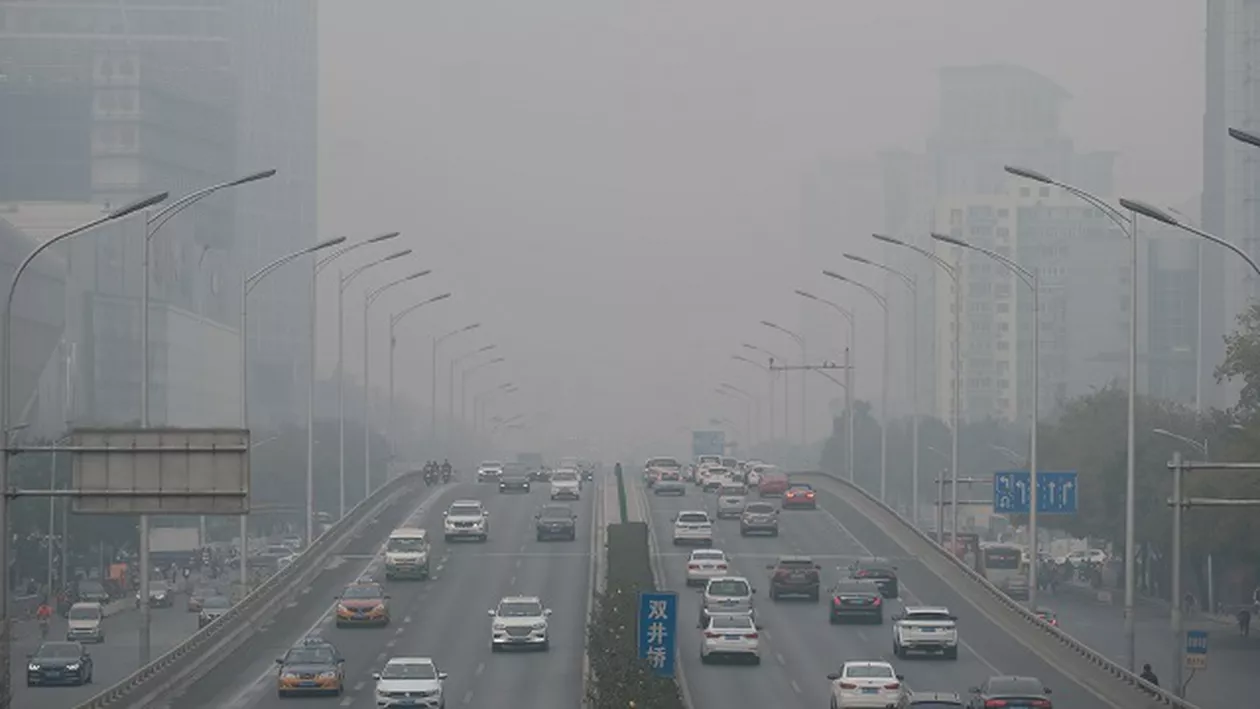 Maşinile diesel, interzise oficial: Ce se întâmplă cu autoturismele românilor începând din 2019. E panică mare!