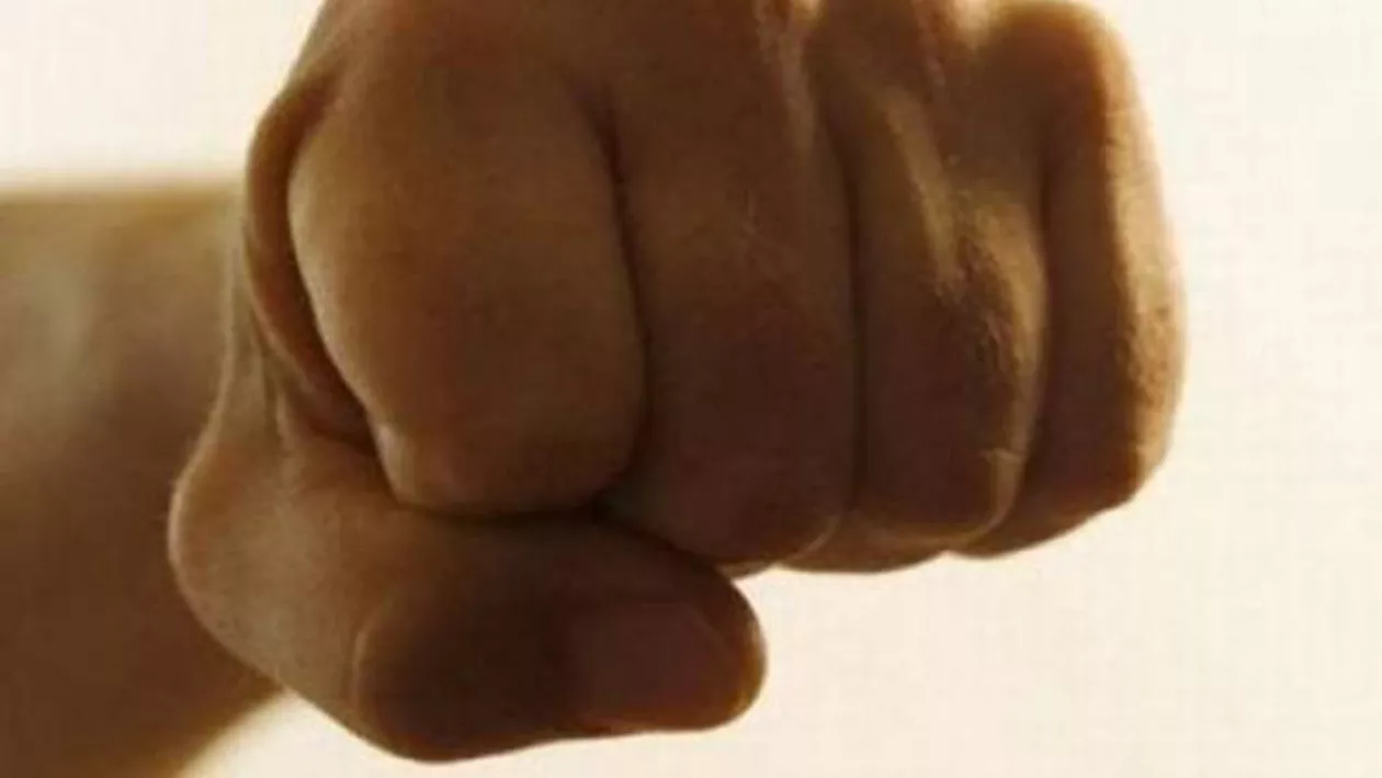 Frumuseţea nu aduce fericirea: DRAMELE prin care a trecut un fotomodel. Era bătută cu BESTIALITATE de soţul ei (FOTO)