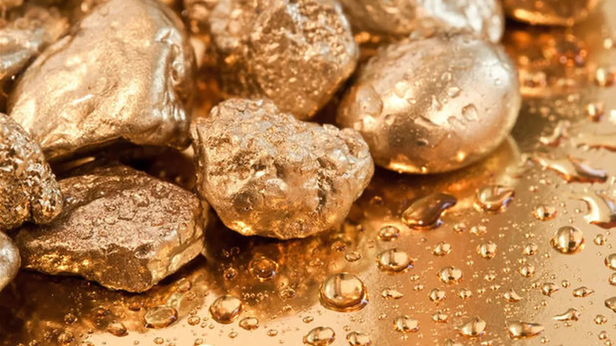 Peste 30 de oameni au MURIT, după ce o mină DE AUR s-a PRĂBUŞIT peste ei. Sunt căutaţi SUPRAVIEŢUITORI