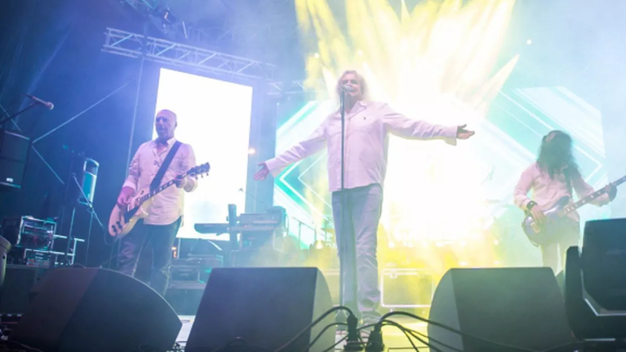 Cristi Minculescu, ANUNŢ DEVASTATOR chiar în ziua în care împlineşte 60 de ani: 'Viaţa este FRAGILĂ...' Fanii sunt în stare de ŞOC