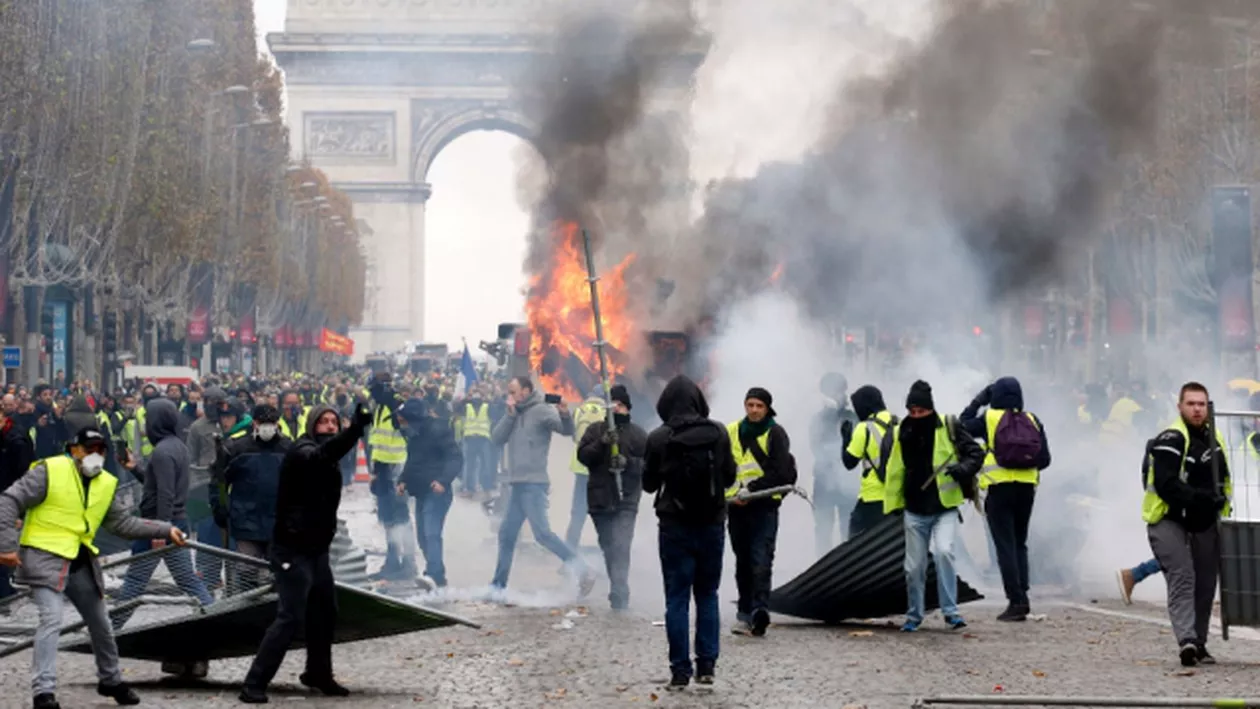 Alertă maximă în Franța: Urmează ACTUL 9 din protestul „vestelor galbene”, iar autoritățile franceze au luat măsuri excepționale de securitate