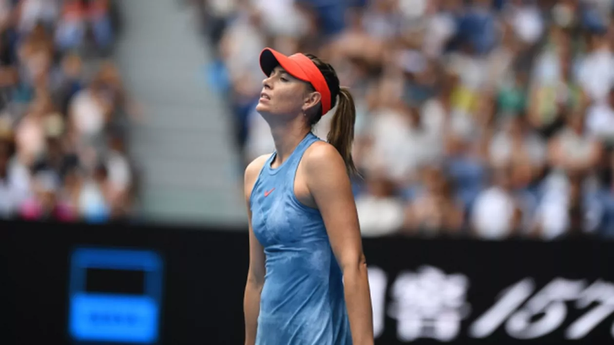 Sharapova, HUIDUITĂ COPIOS la Australian Open de 15.000 de oameni! Mai mult, a RĂBUFNIT în faţa jurnaliştilor când a venit vorba de DOPAJ: 'ALTĂ ÎNTREBARE?' (VIDEO)
