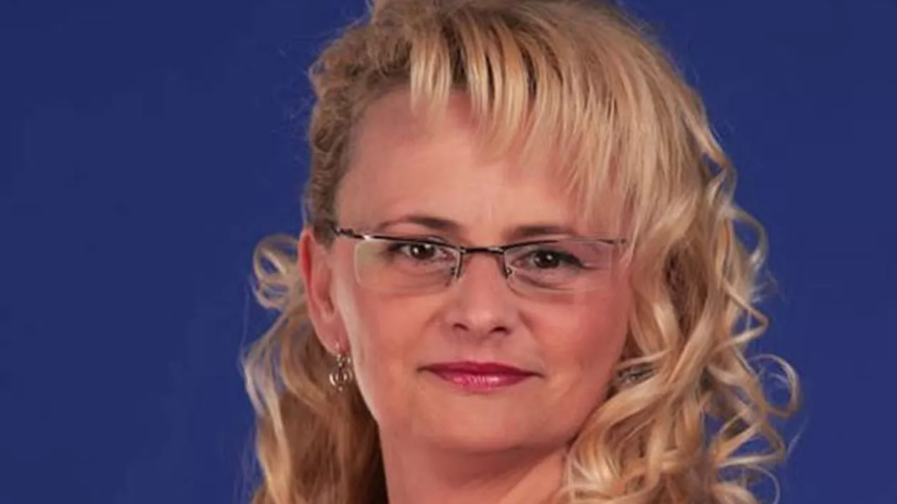 GAFĂ DE PROPORȚII a unui inspector școlar: A distribuit pe Facebook o lege care nu există, apoi a venit cu o EXPLICAȚIE HALUCINANTĂ (FOTO)