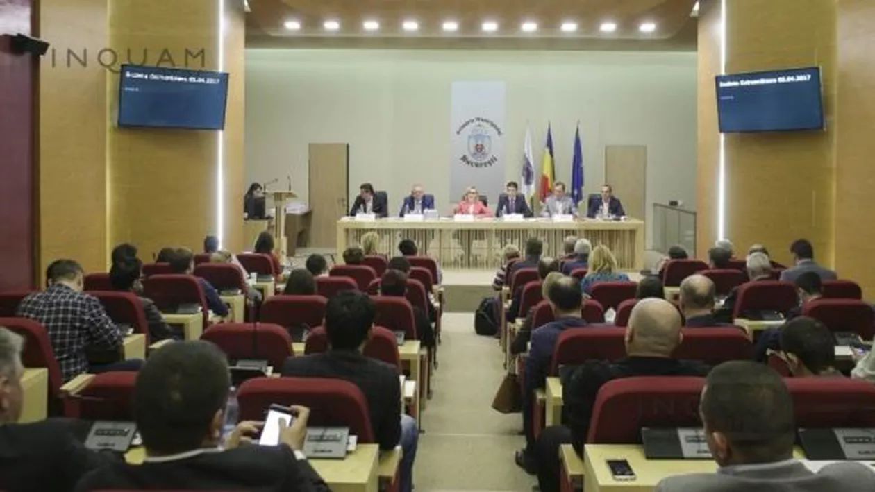 Bătaie în Consiliul General. Firea: Mutu a aruncat cu o sticlă înspre viceprimarul Bădulescu. Fac apel la domnul Dragnea să îşi ia bătăuşii din CGMB