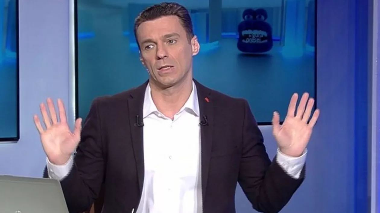 Râde CIOB de OALĂ SPARTĂ! Cum îşi bătea joc Mircea Badea de motociclistul Teodor Emi, înainte ca prezentatorul să devină ruşinea internetului: 'Niinoo, a venit salvarea ca să-i pună oxigen să nu CRAPE...' (VIDEO)