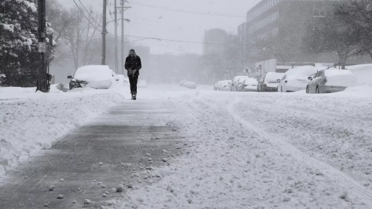 ALERTĂ METEO: Schimbare DRAMATICĂ a vremii în toată ţara! În noaptea de marţi spre miercuri va NINGE, inclusiv în Bucureşti (FOTO)