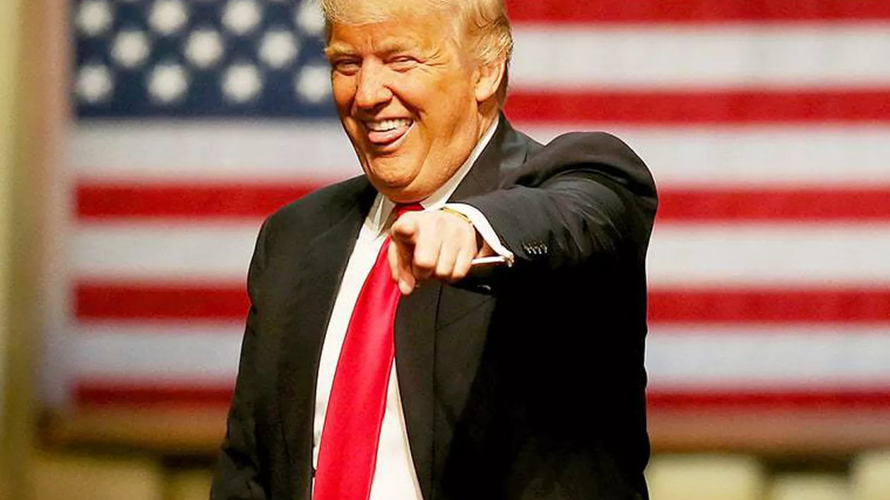 Trump va semna bugetul democraților pentru a evita un nou blocaj, dar va construi zidul de la frontiera cu Mexic fără aprobarea Congresului